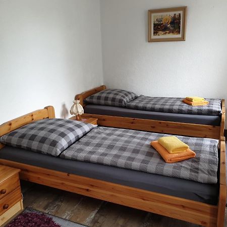 Kottmarschenke - Gaestezimmer Und Ferienwohnung Am Kottmar Exterior foto